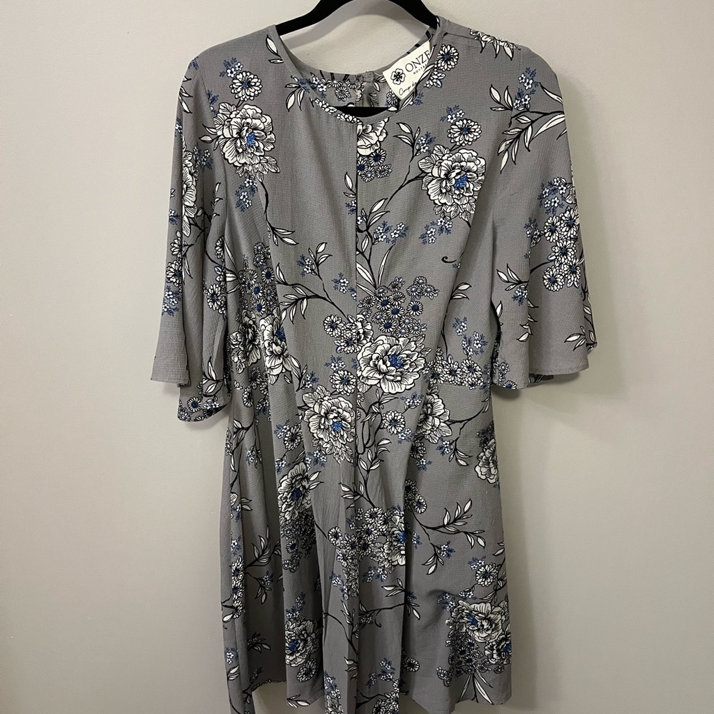 Grey and blue flower patterned work dress💕